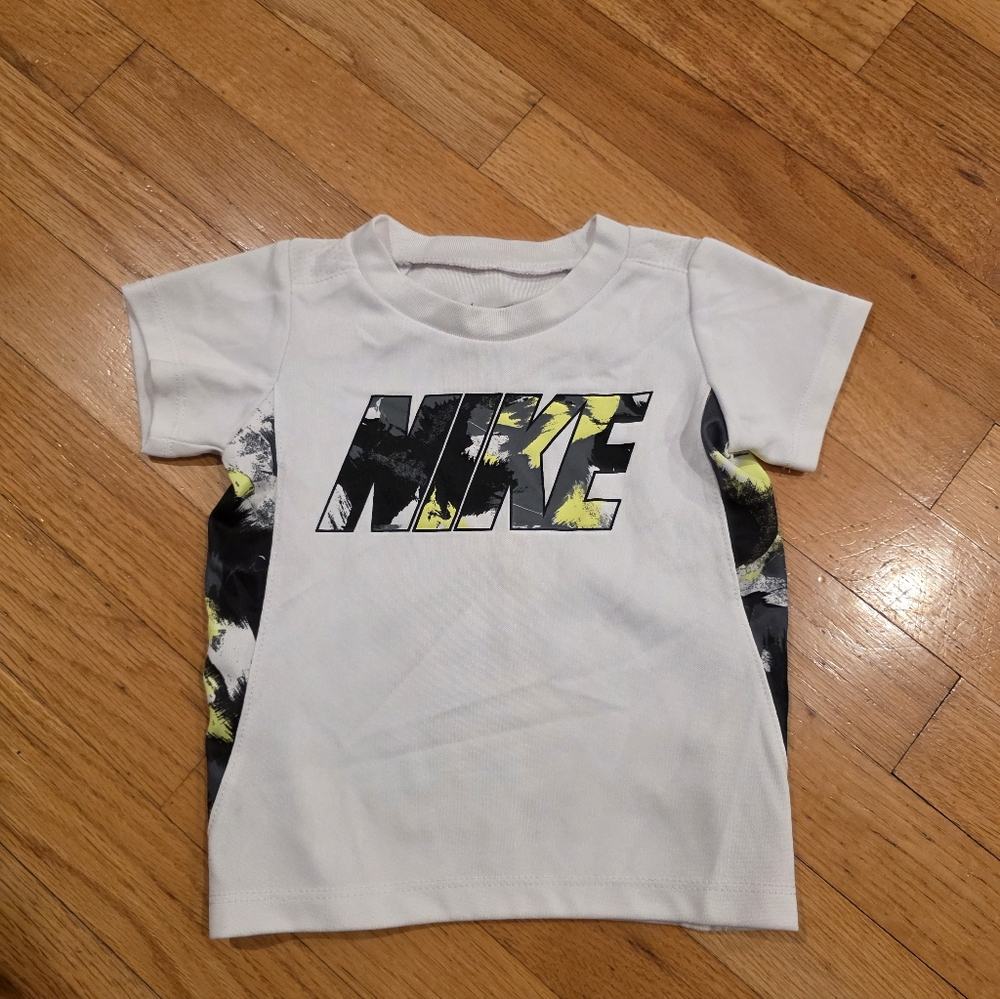 Nike Tee